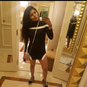 Long sleeved Fashion Nova Midi Dress